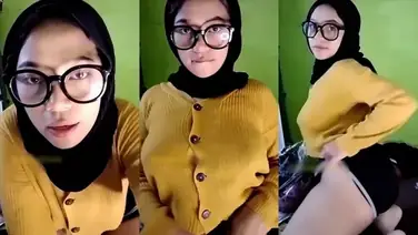 Bokep Jilbab Ukhti Pamer Dada Mulus Karena Disawer