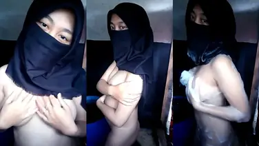 Tya Mandi Bugil Pakai Jilbab Hitam